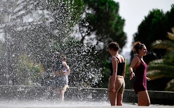 スペイン政府、猛暑期間中の屋外作業禁じる法案提出へ
