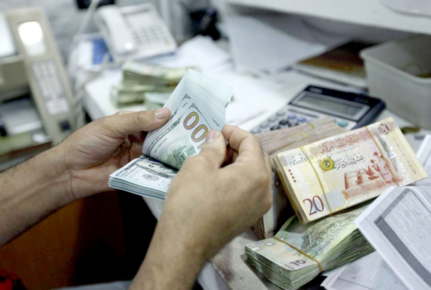 リビア中央銀行、4年ぶりに通貨切り下げ - KWP News／九州と世界のニュース